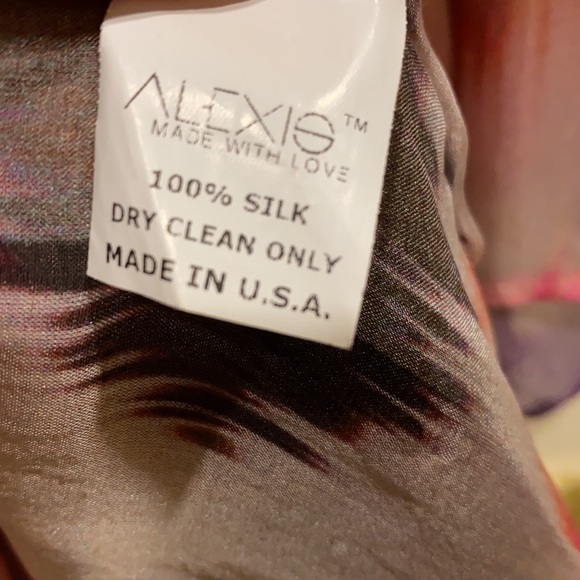 Alexis XS silk blouse - Picture 6 of 6